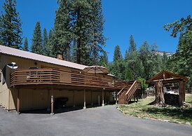 Yosemite Scenic Wonders - Wawona Area