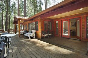 Yosemite Scenic Wonders - Wawona Area