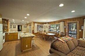 Yosemite Scenic Wonders - Wawona Area