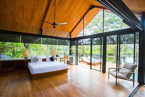 Kalundewa Retreat