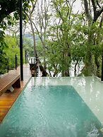 Kalundewa Retreat