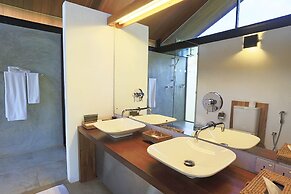 Kalundewa Retreat