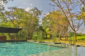 Kalundewa Retreat