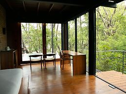 Kalundewa Retreat