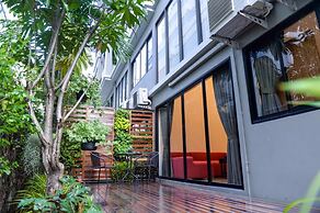 The Pad Silom Serviced Apartment