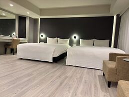 Forward Suites I