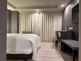 Forward Suites I