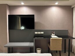 Forward Suites I