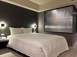 Forward Suites I