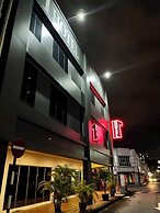 1 Hotel Kuchai Lama