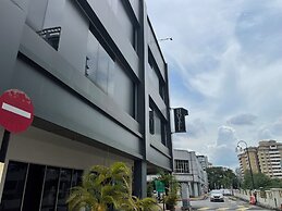 1 Hotel Kuchai Lama