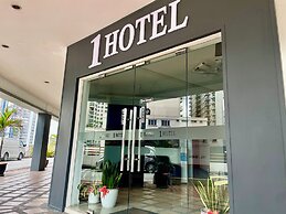 1 Hotel Kuchai Lama