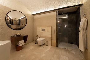 Artemis Cave Suites - Adults Only