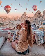 Artemis Cave Suites - Adults Only