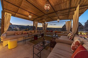 Artemis Cave Suites - Adults Only