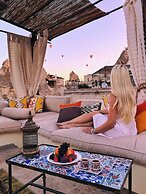 Artemis Cave Suites - Adults Only