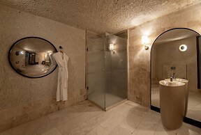 Artemis Cave Suites - Adults Only