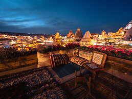 Artemis Cave Suites - Adults Only