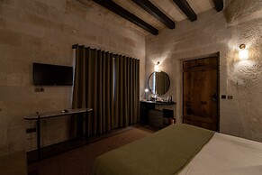 Artemis Cave Suites - Adults Only