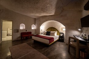 Artemis Cave Suites - Adults Only