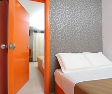 1 Hotel Taman Connaught