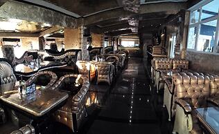 Bali Colosseum Hotel