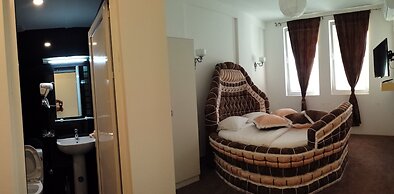 Bali Colosseum Hotel