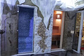 Bali Colosseum Hotel