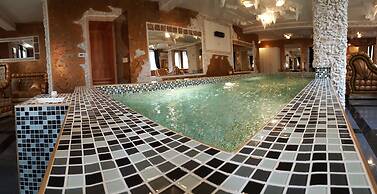 Bali Colosseum Hotel