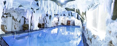 Bali Colosseum Hotel