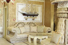 Bali Colosseum Hotel