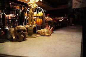 PLAY Seaport Suite Hotel TLV