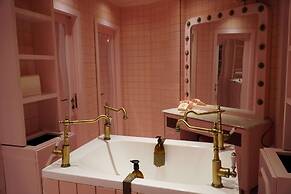 PLAY Seaport Suite Hotel TLV