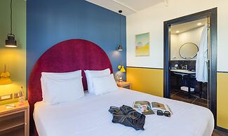 PLAY Seaport Suite Hotel TLV