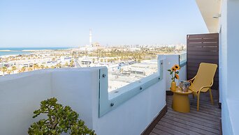 PLAY Seaport Suite Hotel TLV