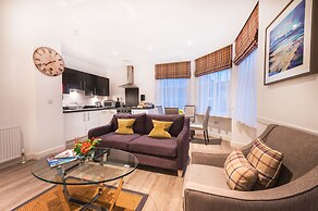 Braid Apartments by Mansley