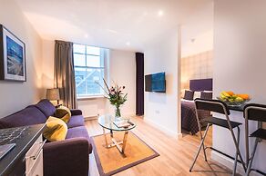 Braid Apartments by Mansley