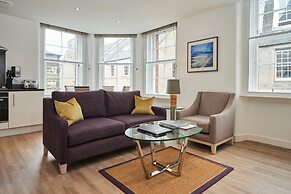 Braid Apartments by Mansley