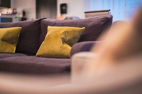 Braid Apartments by Mansley