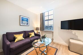 Braid Apartments by Mansley