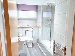 Braid Apartments by Mansley