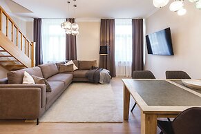 Bearsleys Downtown Apartments