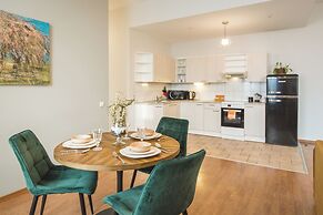 Bearsleys Downtown Apartments