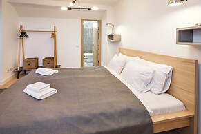 Bearsleys Downtown Apartments