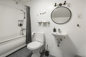 Bearsleys Downtown Apartments