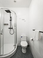 Bearsleys Downtown Apartments