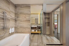 Renaissance Lucknow Hotel