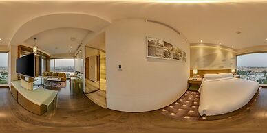 Renaissance Lucknow Hotel