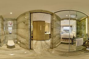 Renaissance Lucknow Hotel