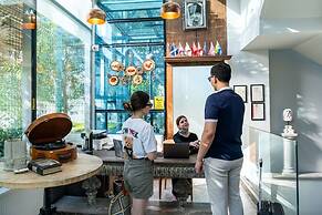 Discovery Hotel